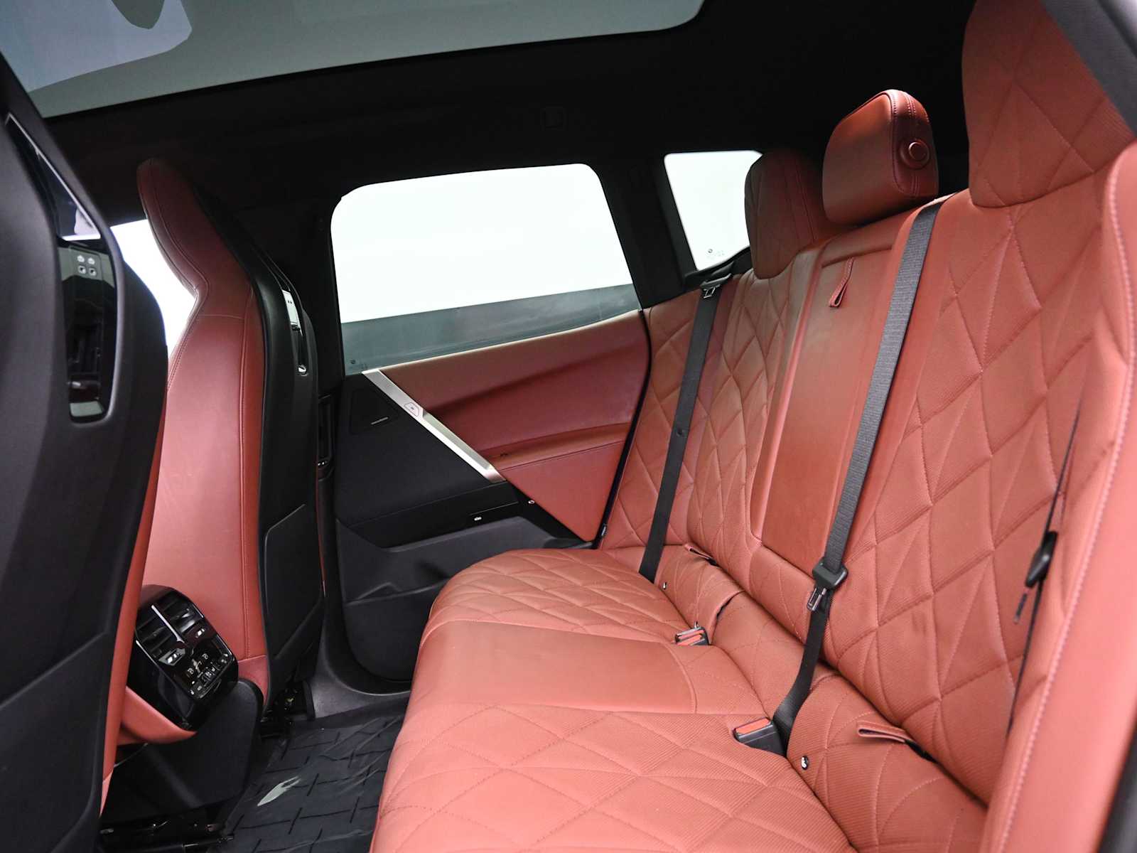 2023 BMW iX Base - Photo 14