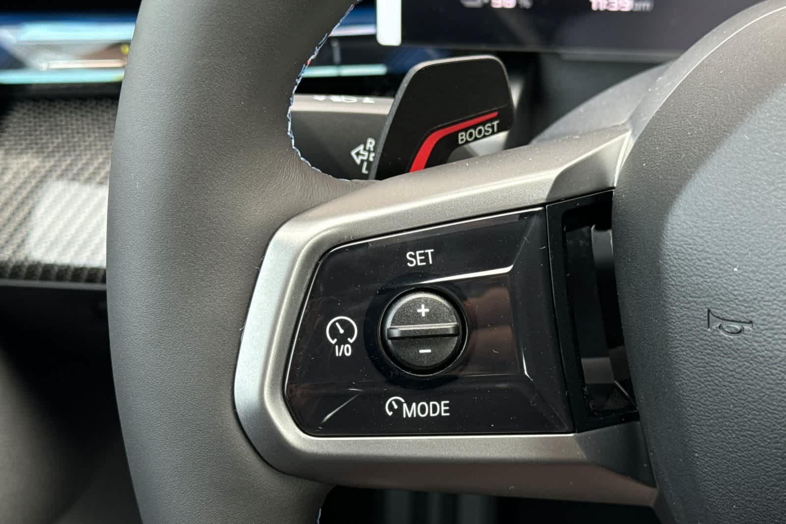 Thumbnail: 2025 BMW i5 - 24