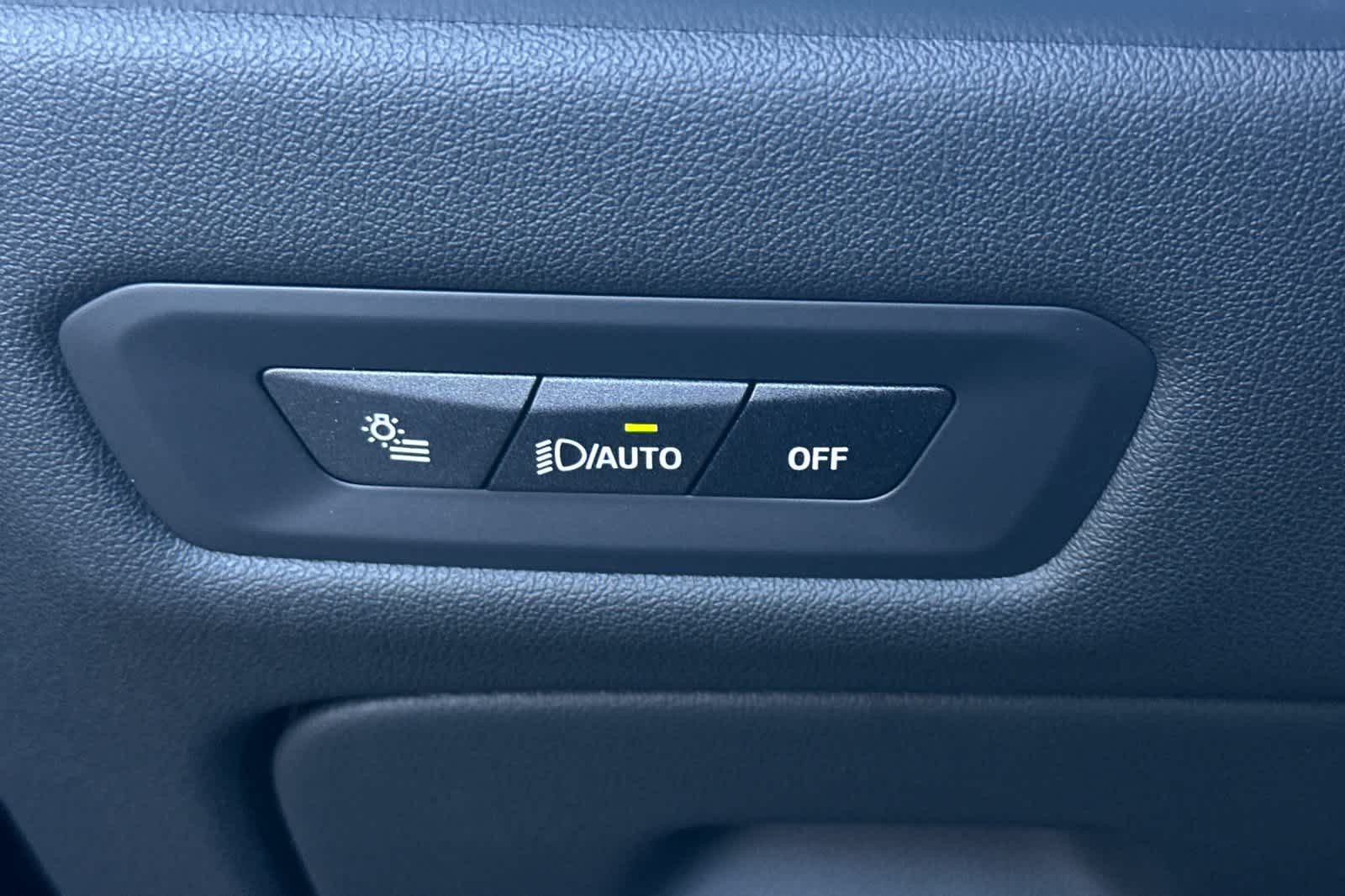 Thumbnail: 2026 BMW X6 - 33