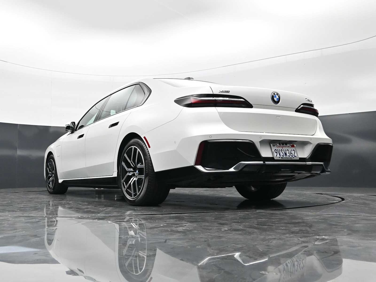 Thumbnail: 2025 BMW 7 Series - 31