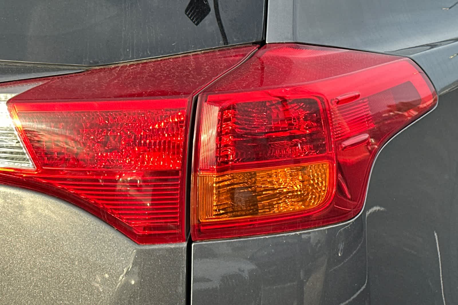 Thumbnail: 2014 Toyota RAV4 - 16