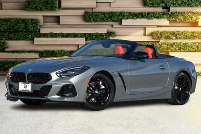 New 2024 BMW Z4 sDrive30i Convertible in Stratham #RWY33064