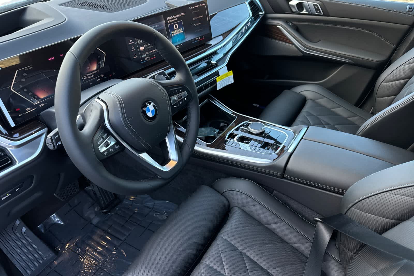 Thumbnail: 2026 BMW X5 - 12