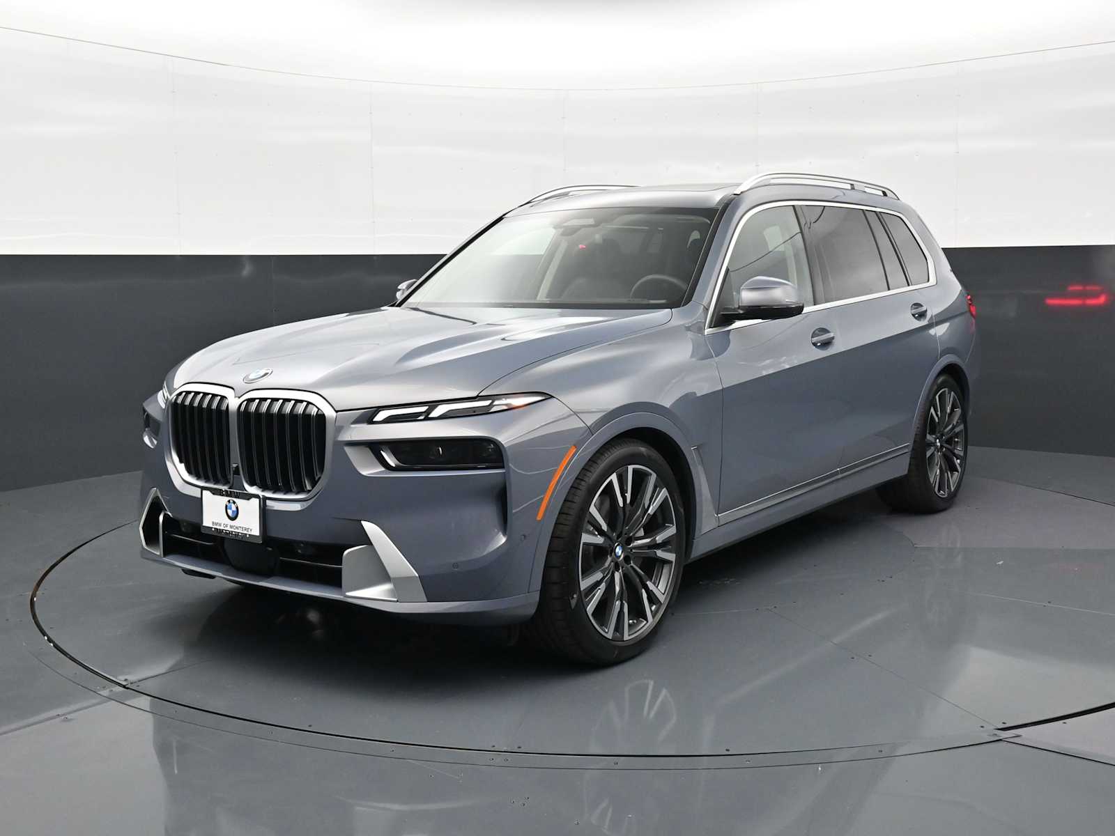 2026 BMW X7 xDrive40i's photo