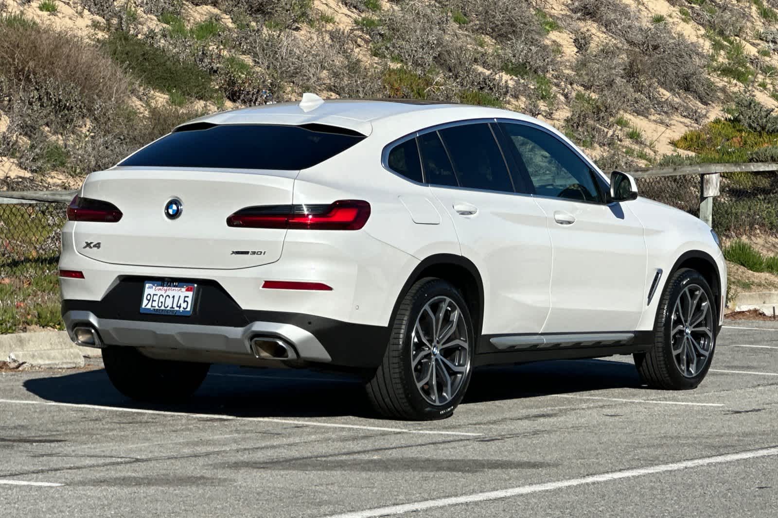 Thumbnail: 2023 BMW X4 - 2