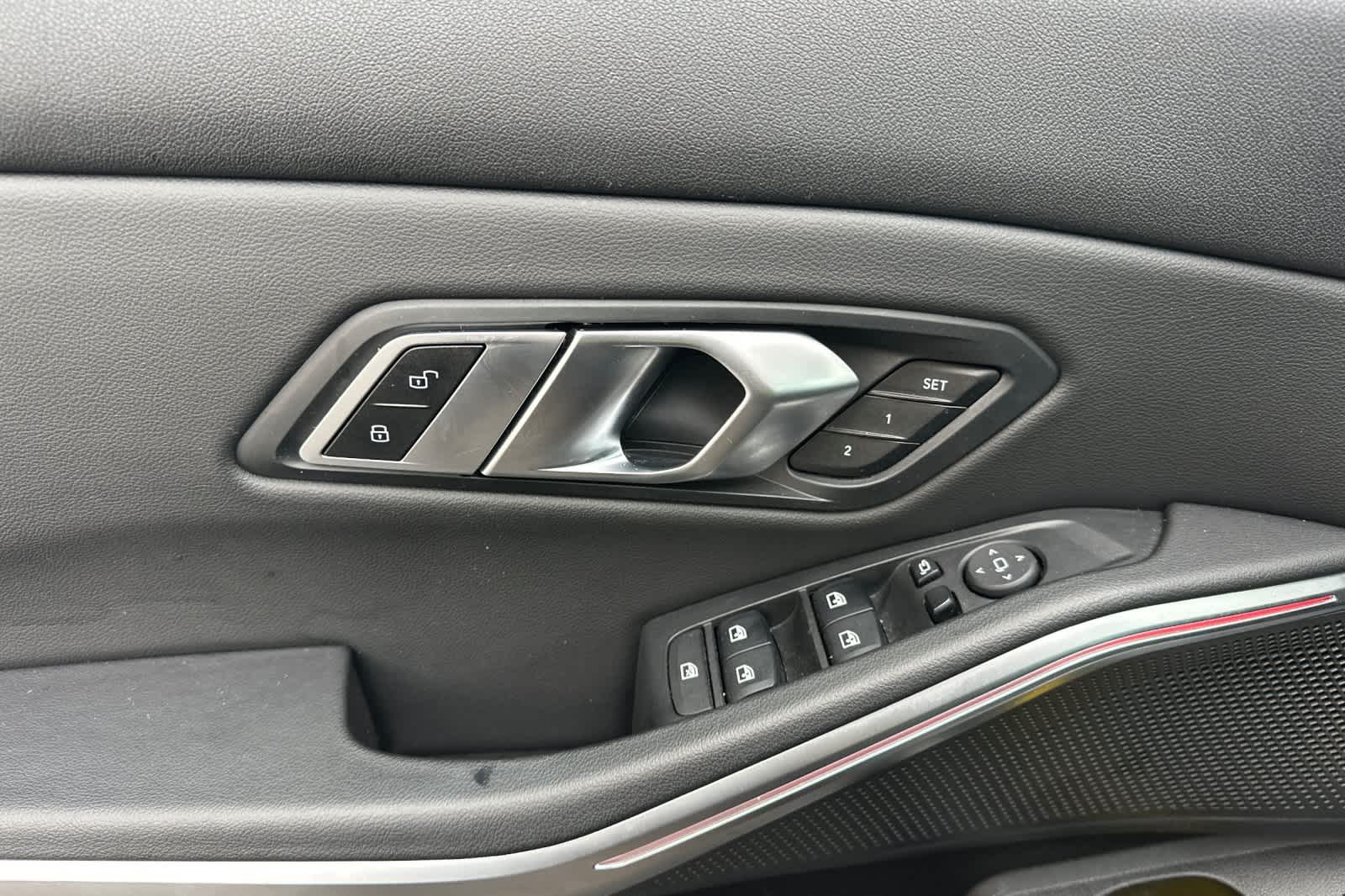 Thumbnail: 2022 BMW 3 Series - 12