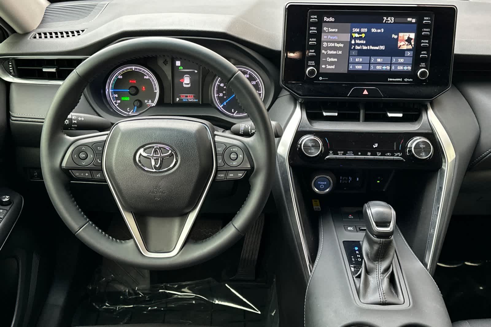 Thumbnail: 2021 Toyota Venza - 15