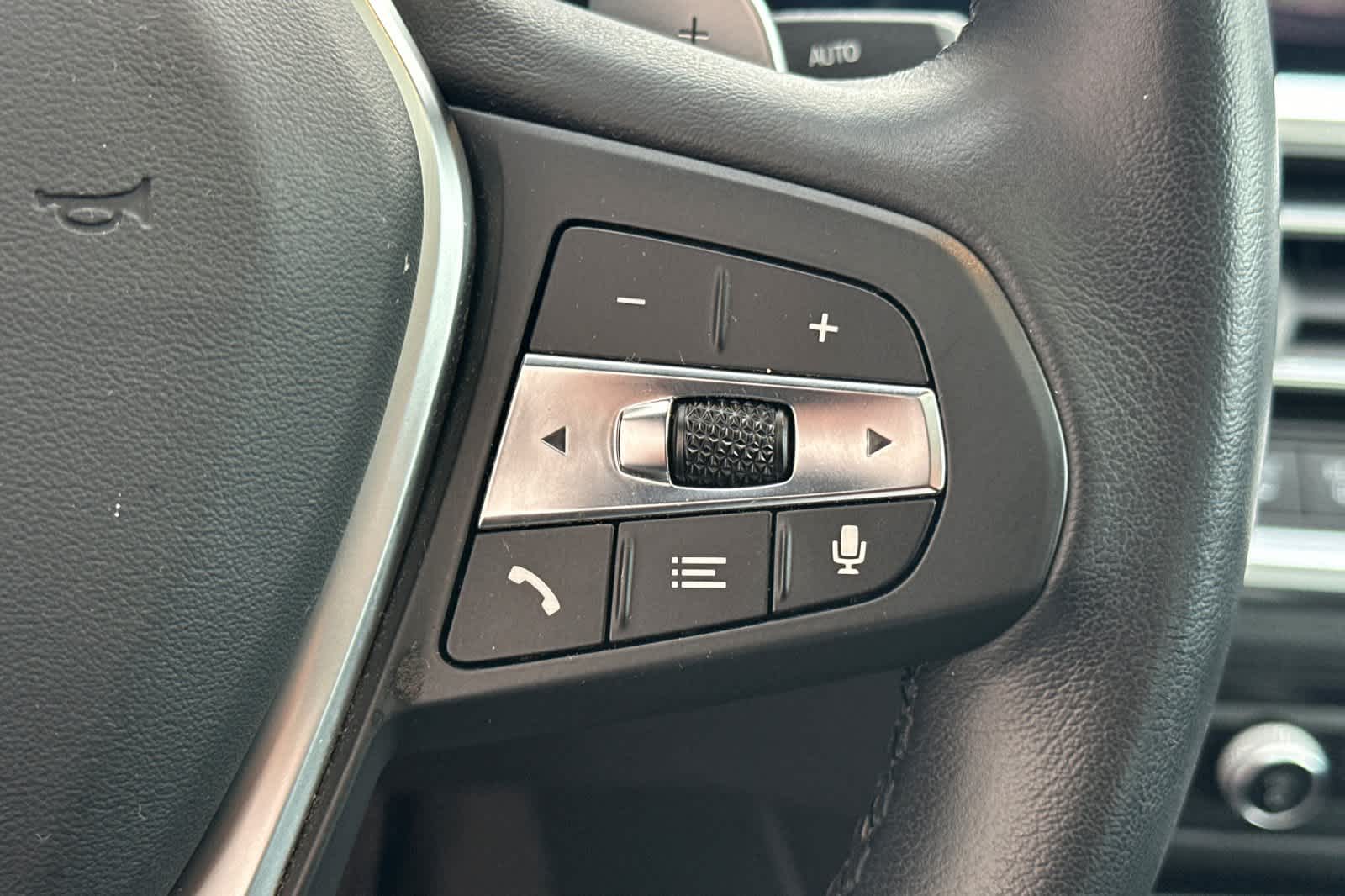 Thumbnail: 2022 BMW 3 Series - 27