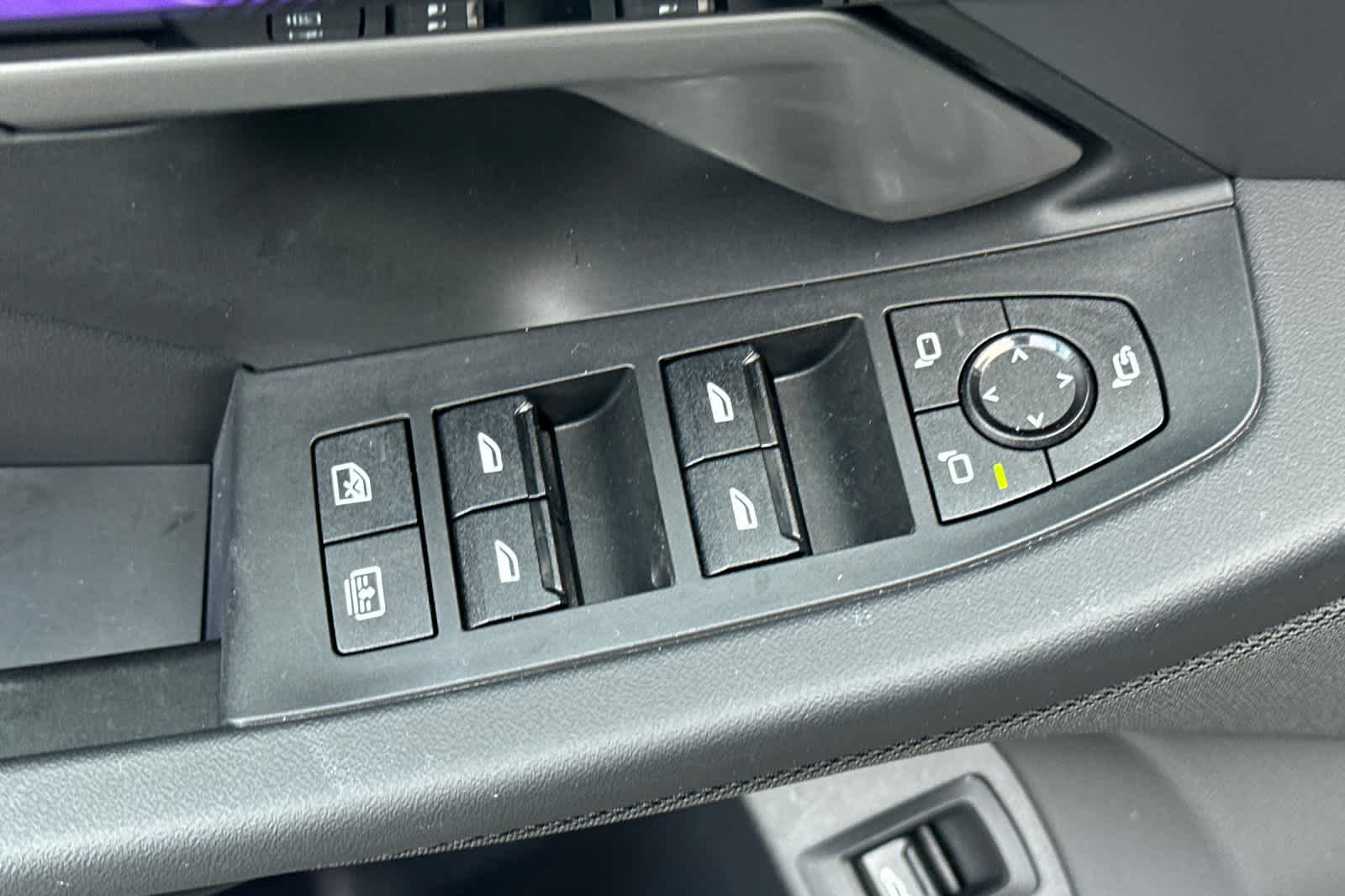 Thumbnail: 2024 BMW i5 - 13