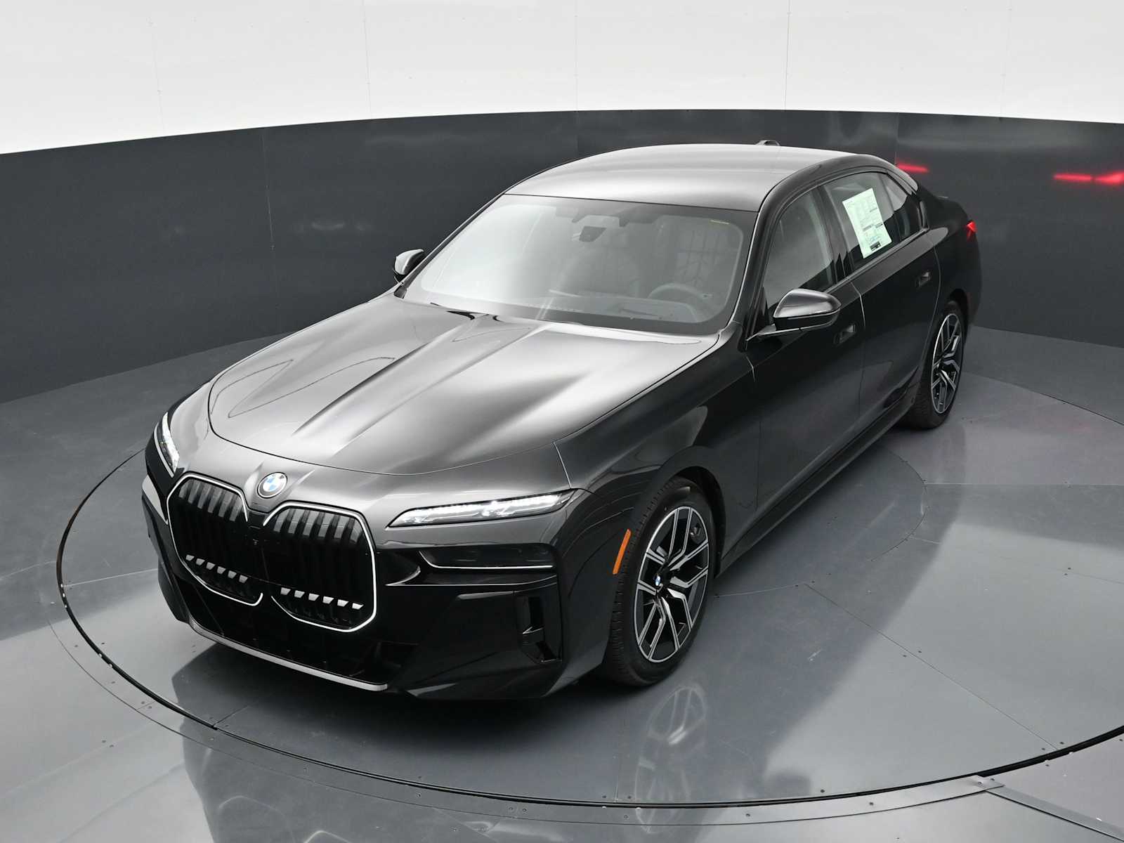 Thumbnail: 2026 BMW 7 Series - 16
