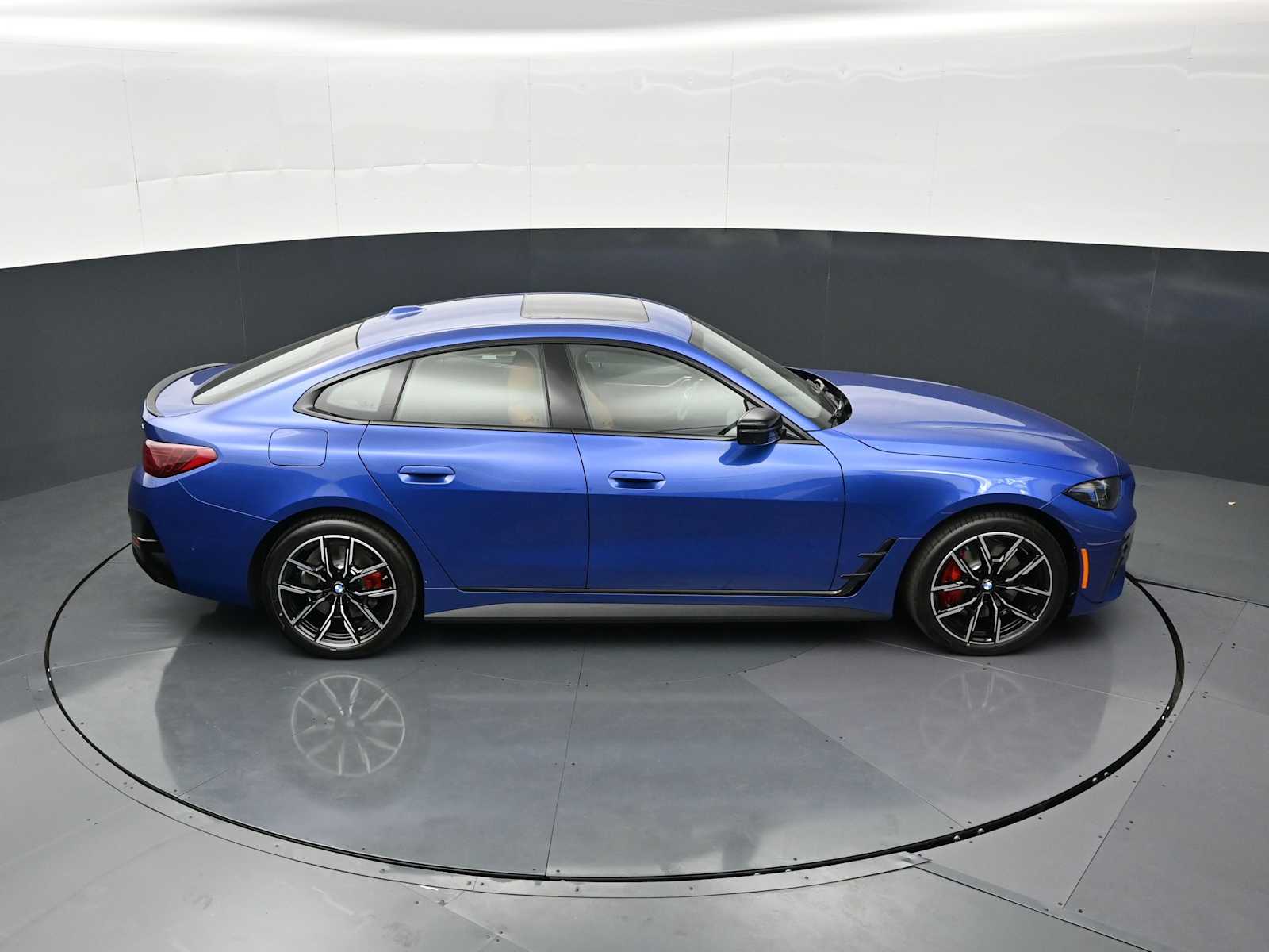 Thumbnail: 2026 BMW i4 - 19