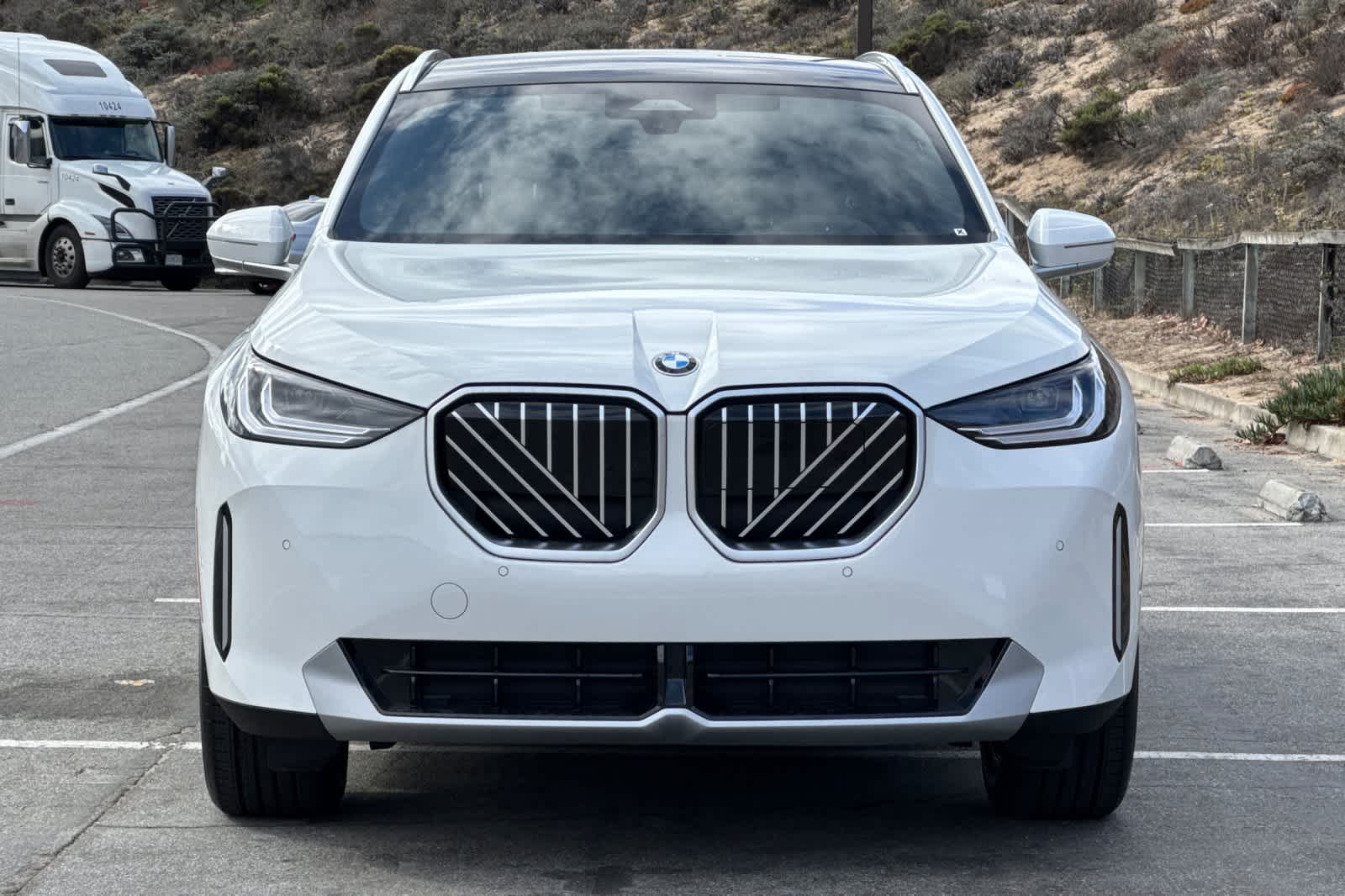 Thumbnail: 2026 BMW X3 - 10