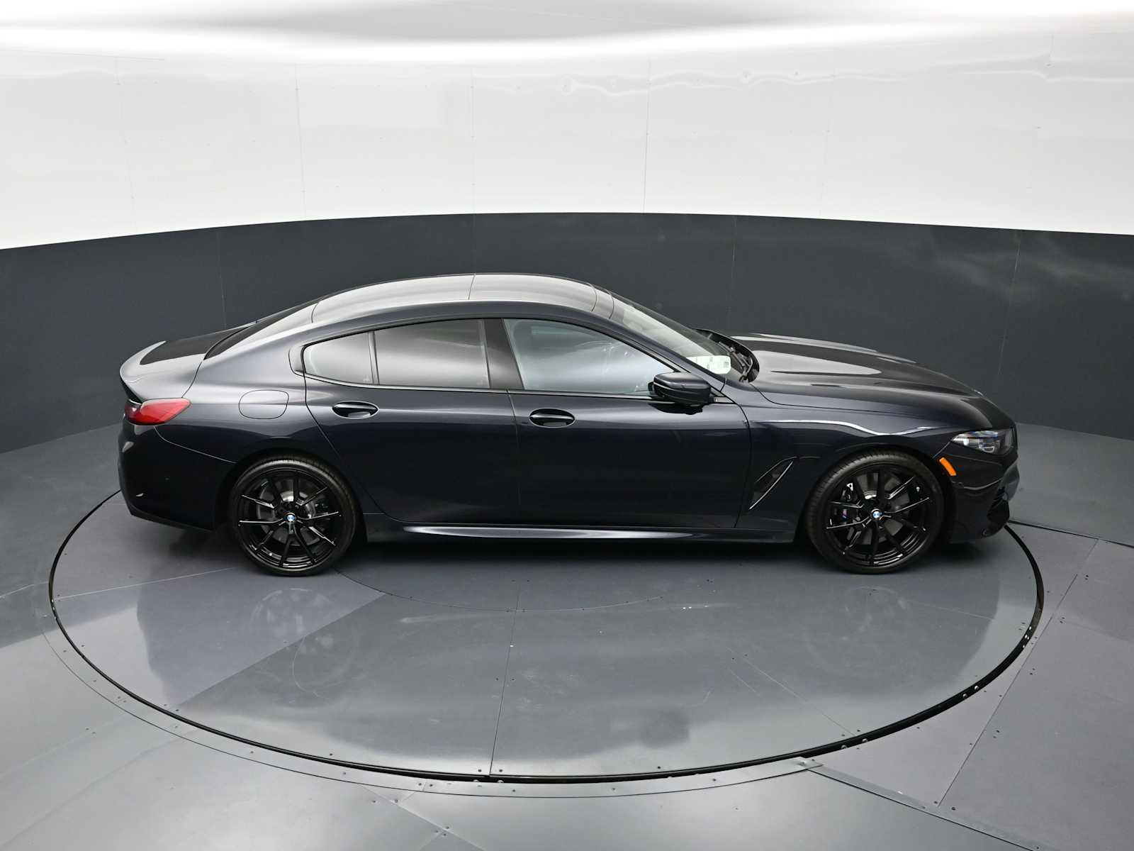 2026 BMW 8 Series 840i - Photo 18