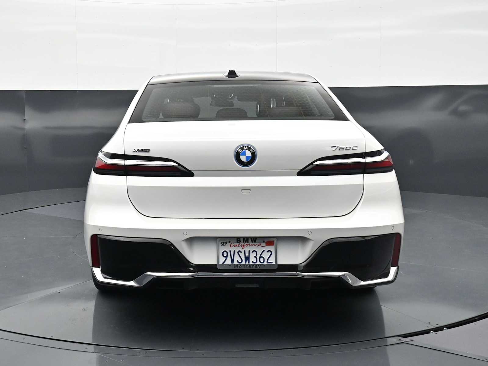 Thumbnail: 2025 BMW 7 Series - 6