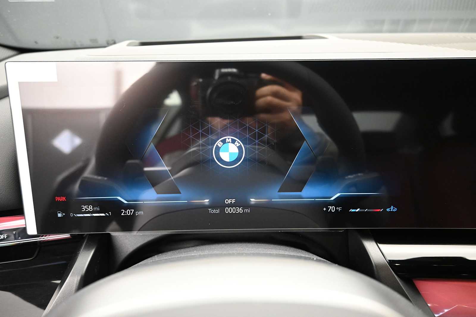 Thumbnail: 2026 BMW 5 Series - 13