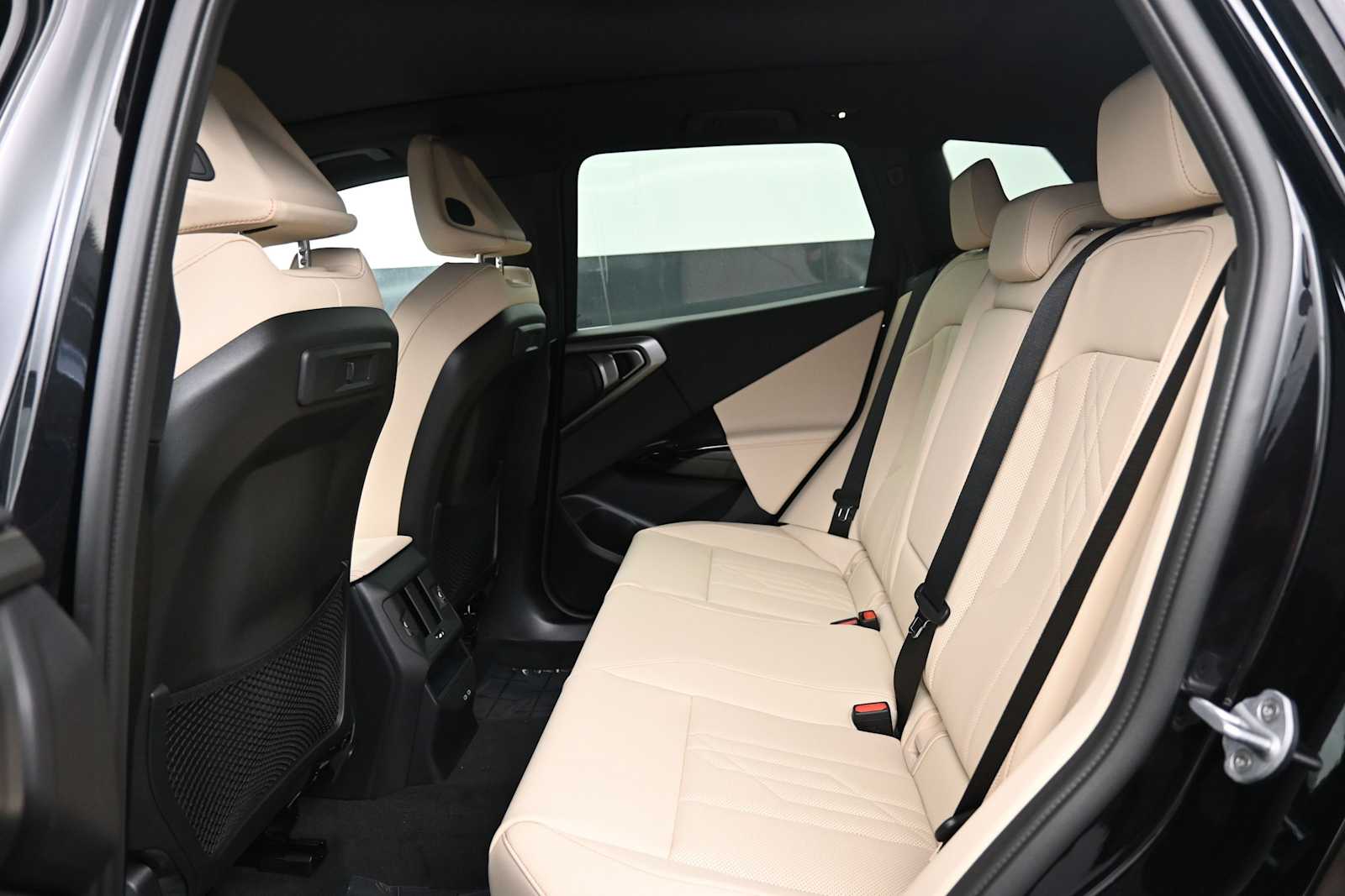 Thumbnail: 2026 BMW X3 - 14
