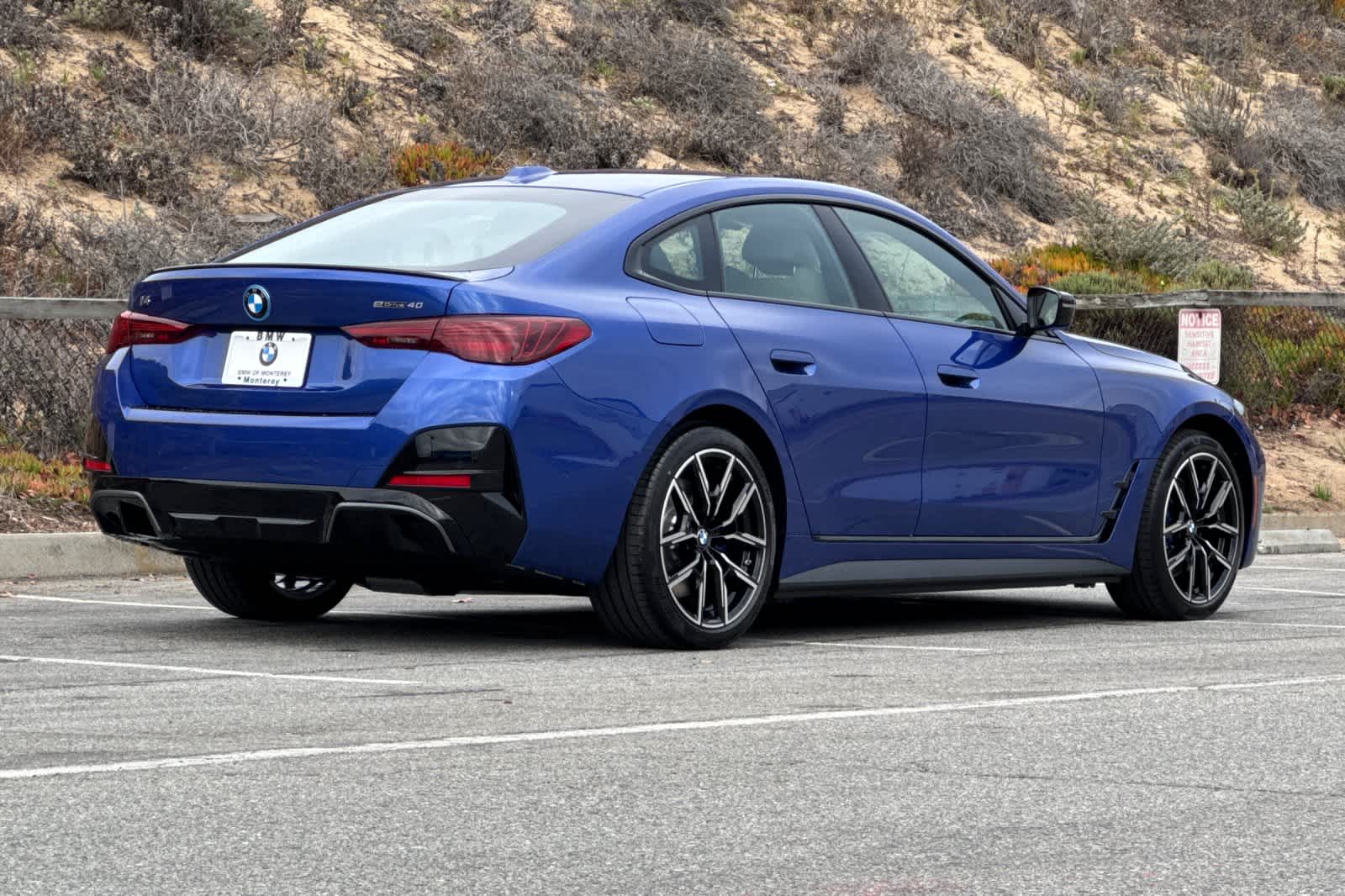 Thumbnail: 2025 BMW i4 - 2