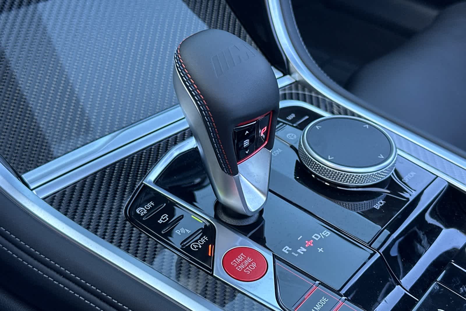 Thumbnail: 2025 BMW M8 - 25