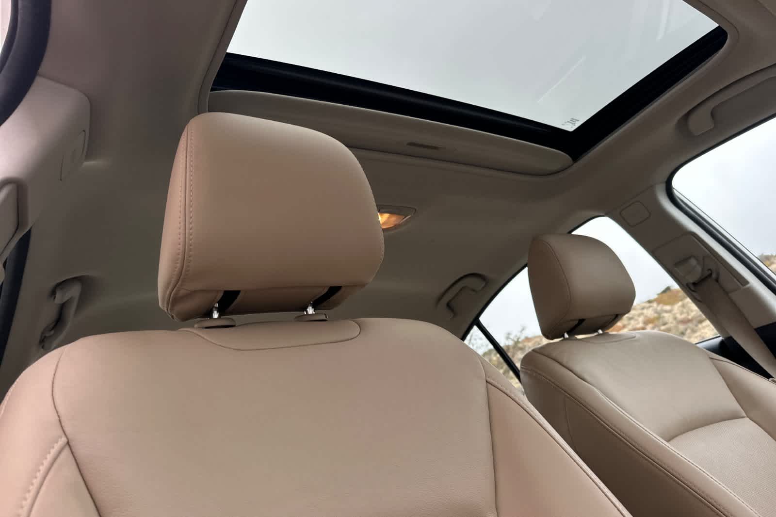 Thumbnail: 2016 Subaru Legacy - 17