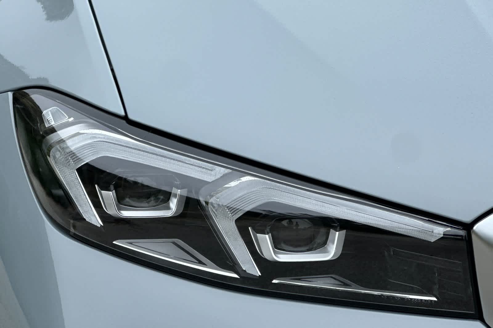 Thumbnail: 2026 BMW 3 Series - 33