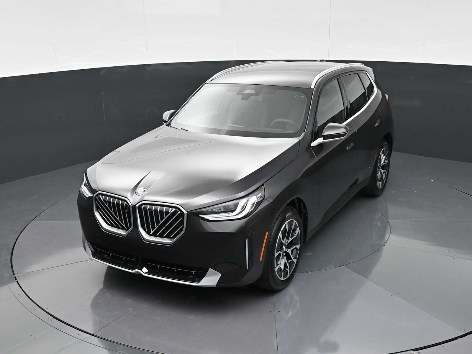 Thumbnail: 2026 BMW X3 - 17