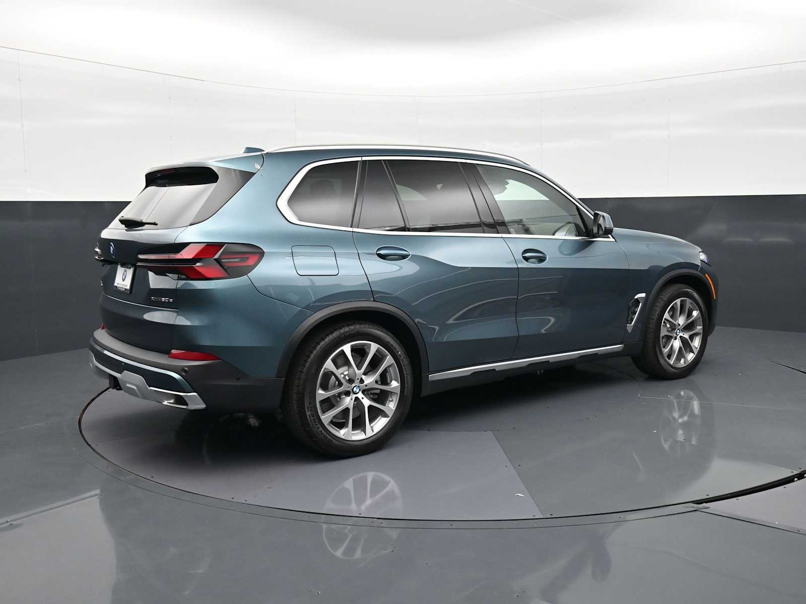Thumbnail: 2026 BMW X5 - 5
