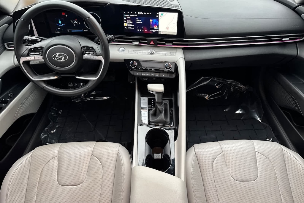 Used 2023 Hyundai Elantra Limited Sedan