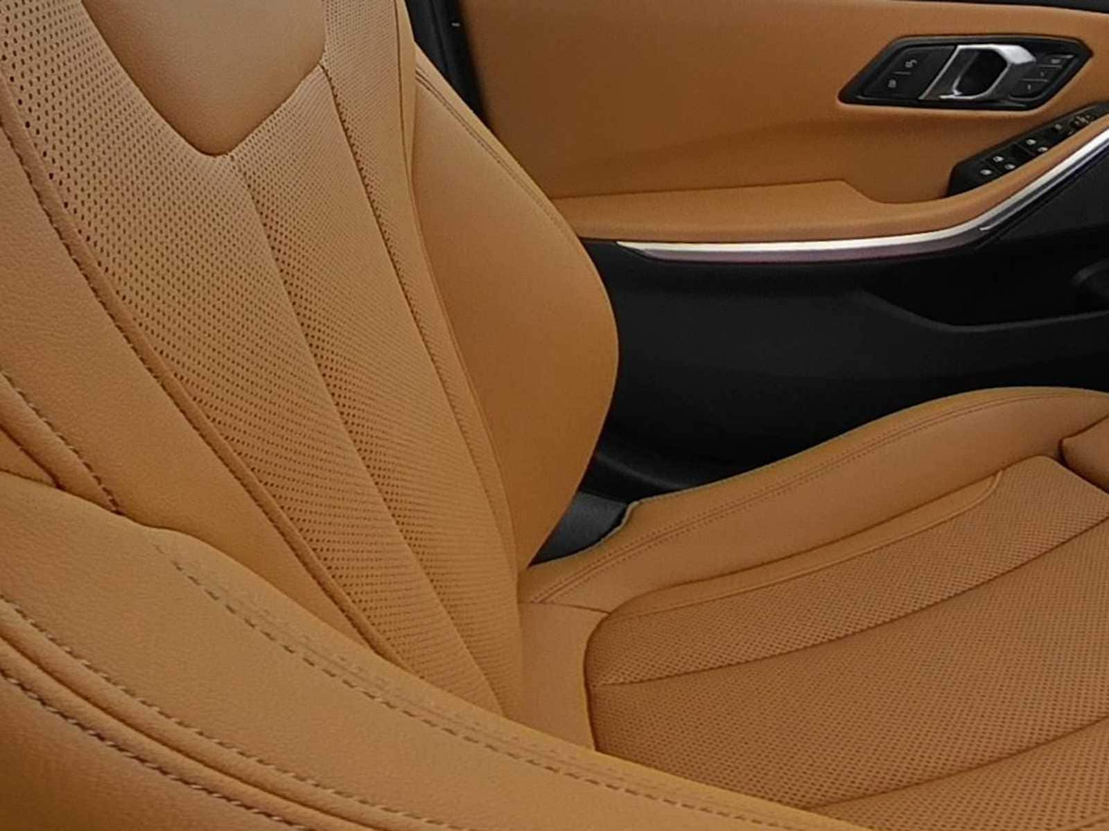 2026 BMW 3 Series 330i - Photo 26