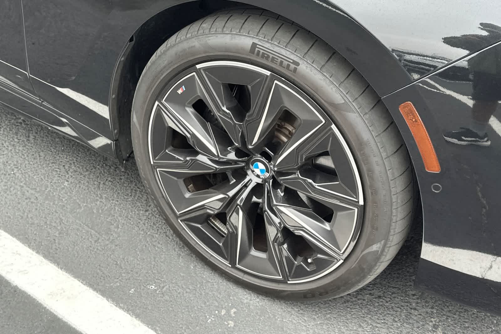 Thumbnail: 2023 BMW 7 Series - 13