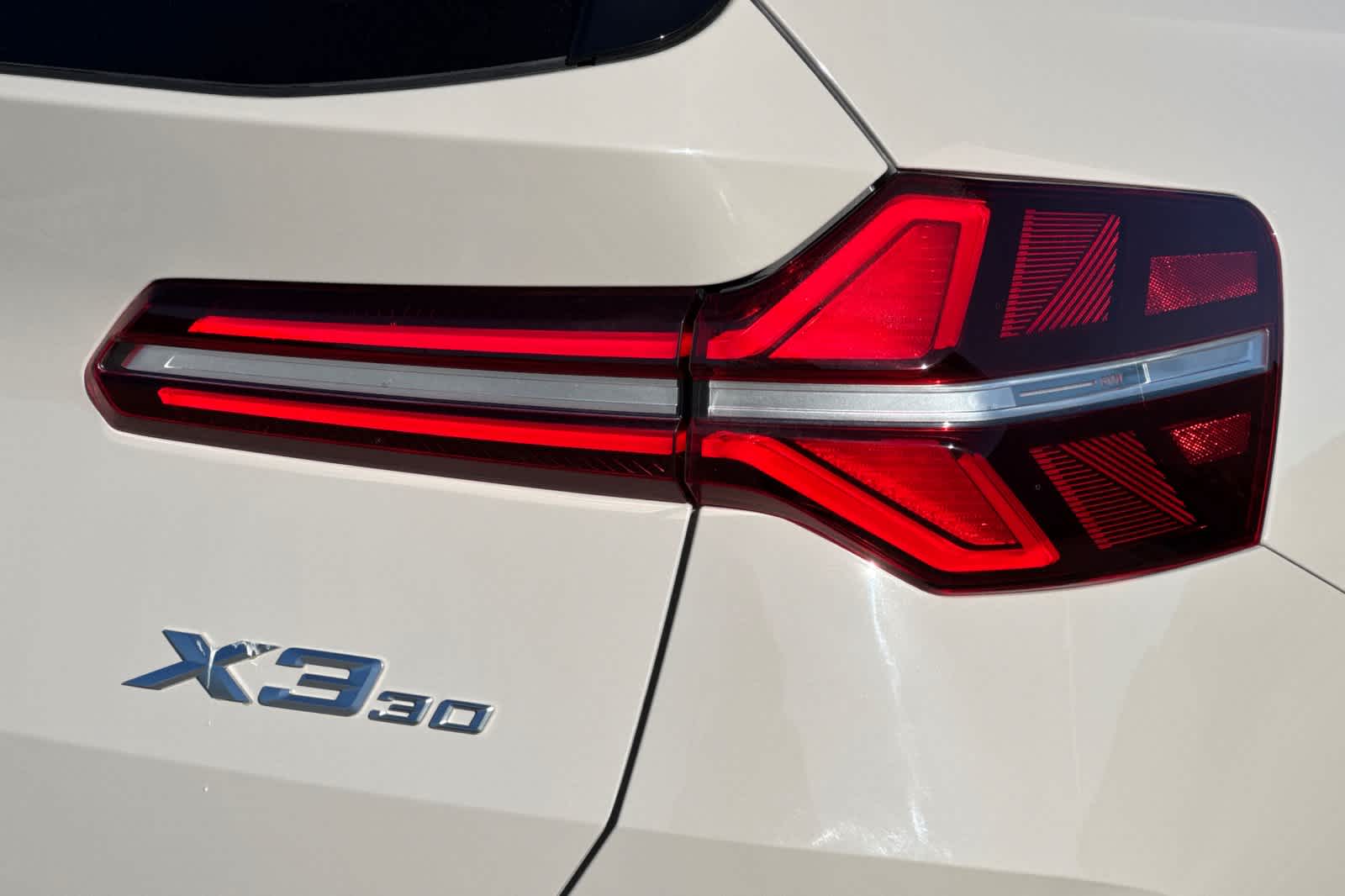 Thumbnail: 2025 BMW X3 - 31