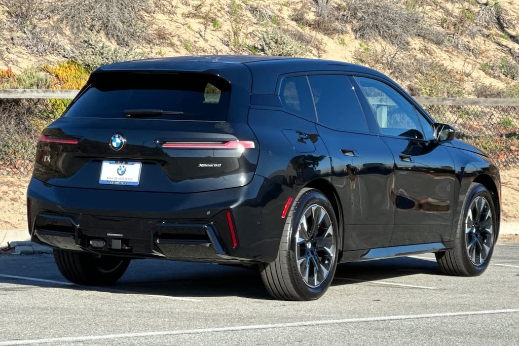 New 2026 BMW iX xDrive60 SUV