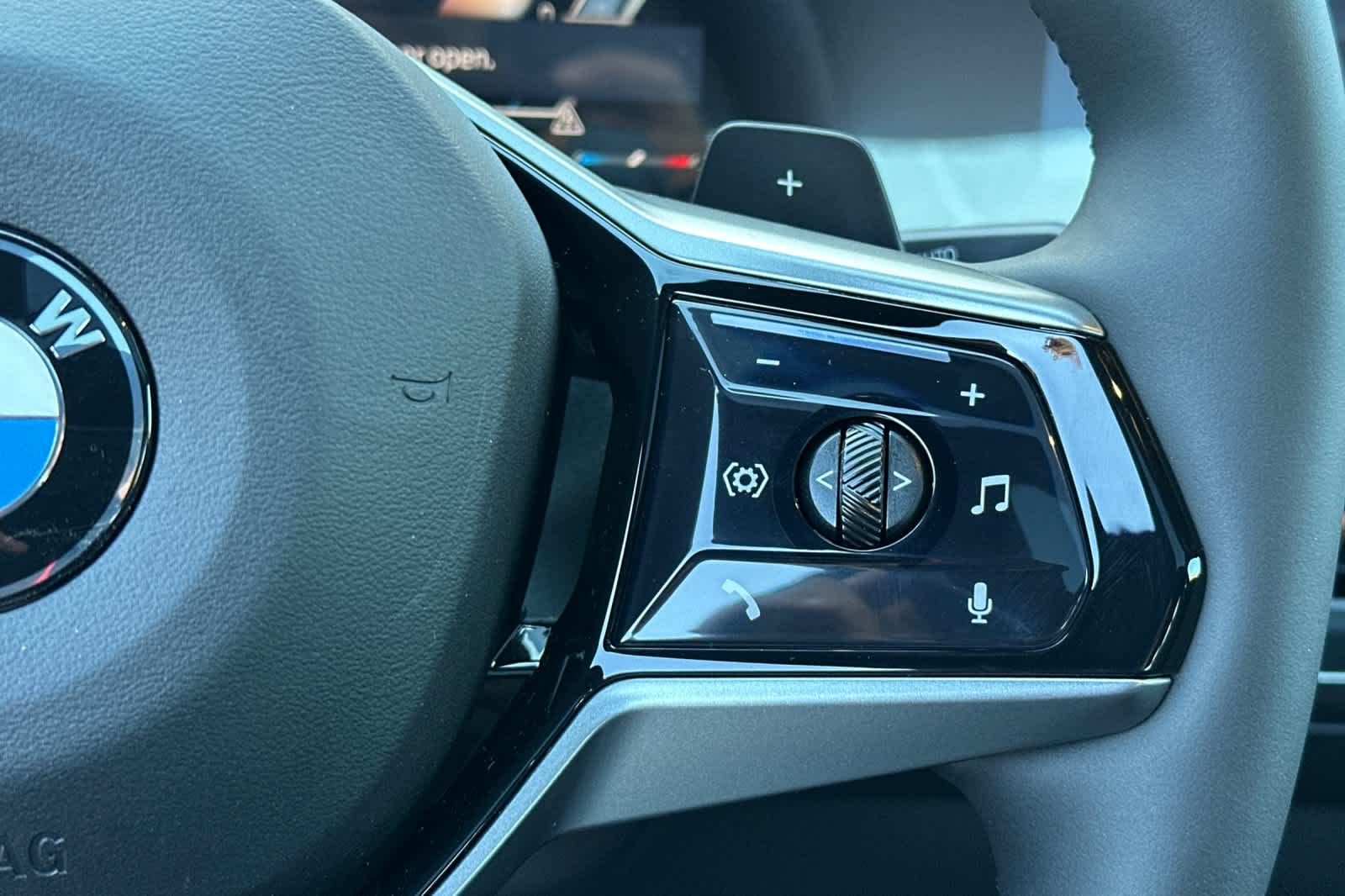 Thumbnail: 2026 BMW 5 Series - 29