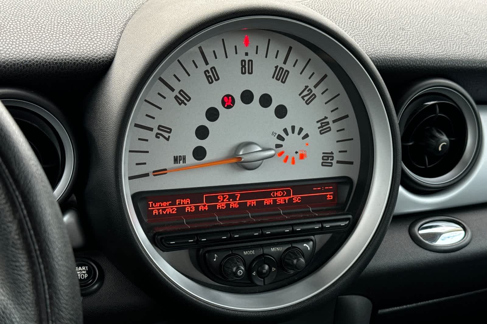 Thumbnail: 2013 MINI Cooper Hardtop - 29