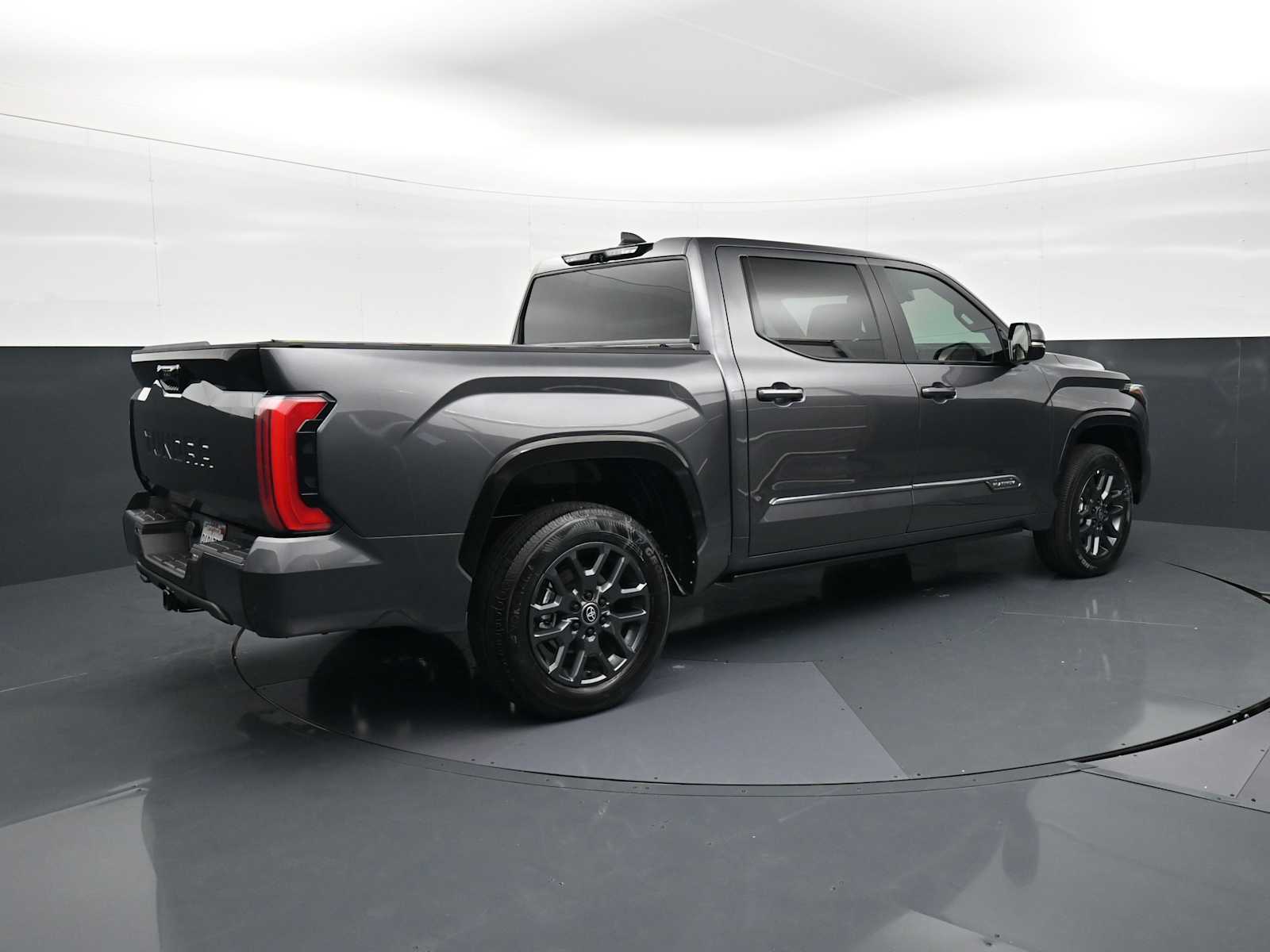 Thumbnail: 2025 Toyota Tundra - 5