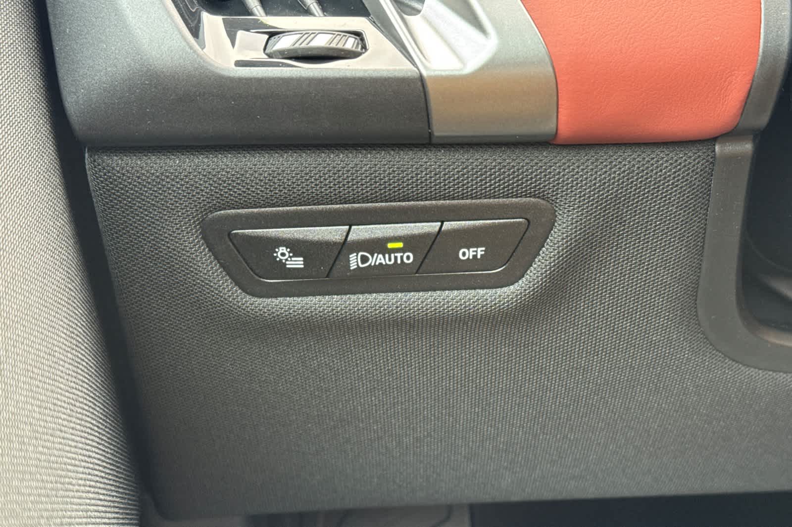 Thumbnail: 2026 BMW iX - 33