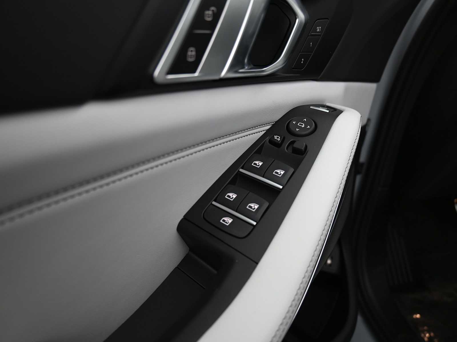 Thumbnail: 2026 BMW X5 - 9