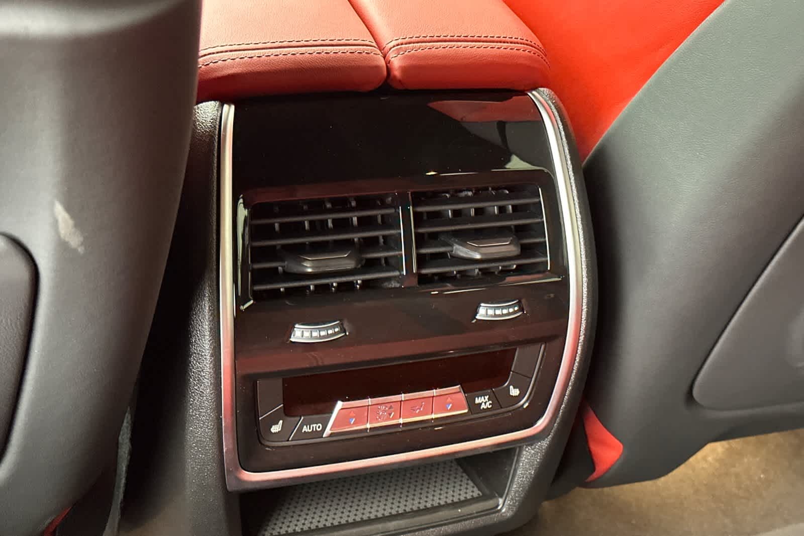 Thumbnail: 2026 BMW X5 - 16