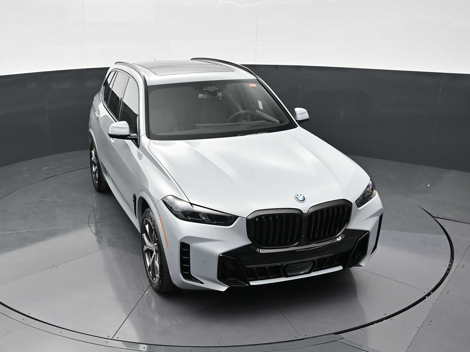 Thumbnail: 2026 BMW X5 - 19