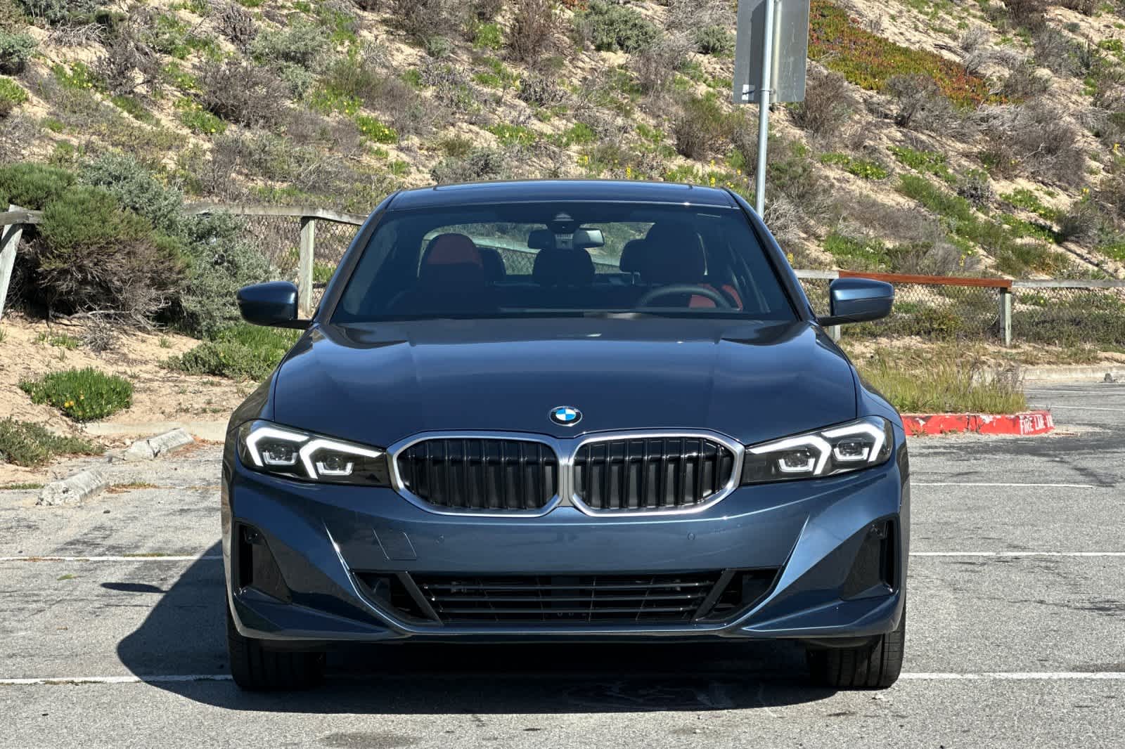 Thumbnail: 2026 BMW 3 Series - 10