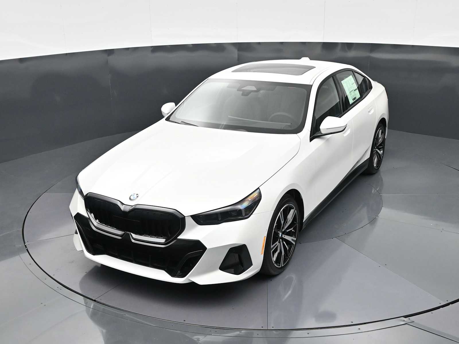 2026 BMW 5 Series 530i Sedan's photo