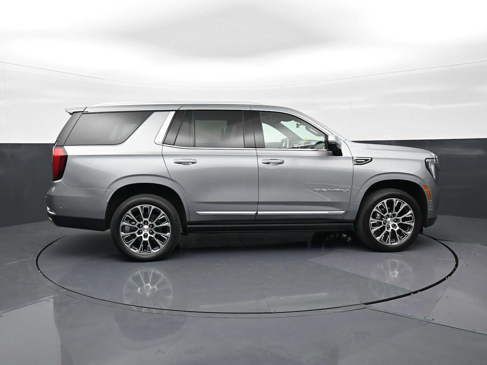 Thumbnail: 2025 GMC Yukon - 4