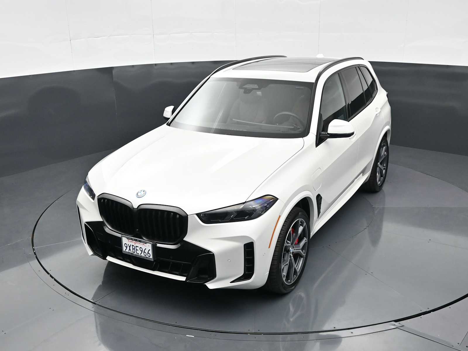 2026 BMW X5 50e - Photo 17