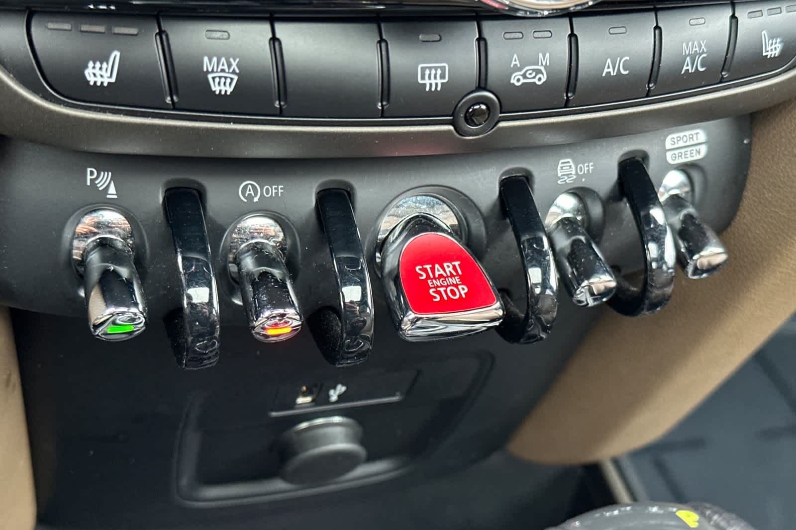 Thumbnail: 2019 MINI Cooper Countryman - 25