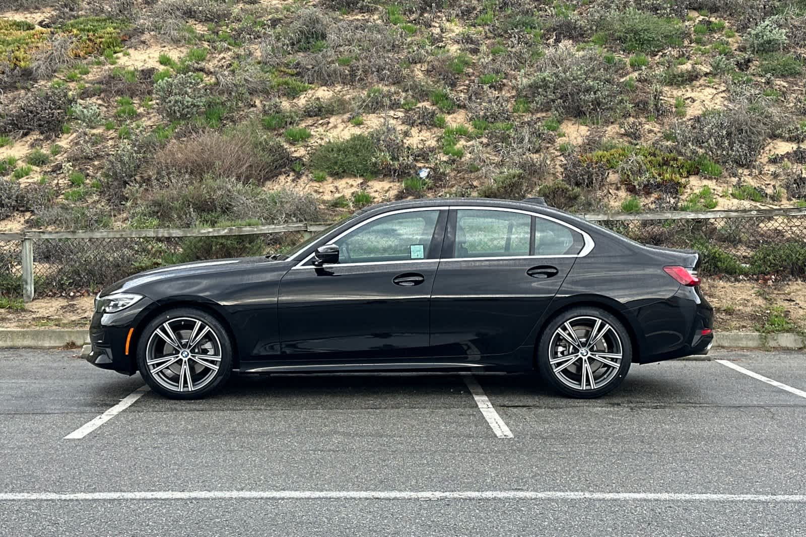 Thumbnail: 2022 BMW 3 Series - 9