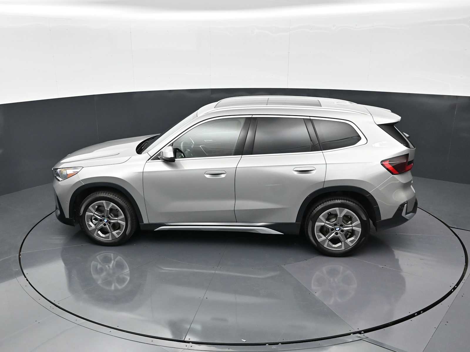 2026 BMW X1 28i - Photo 23