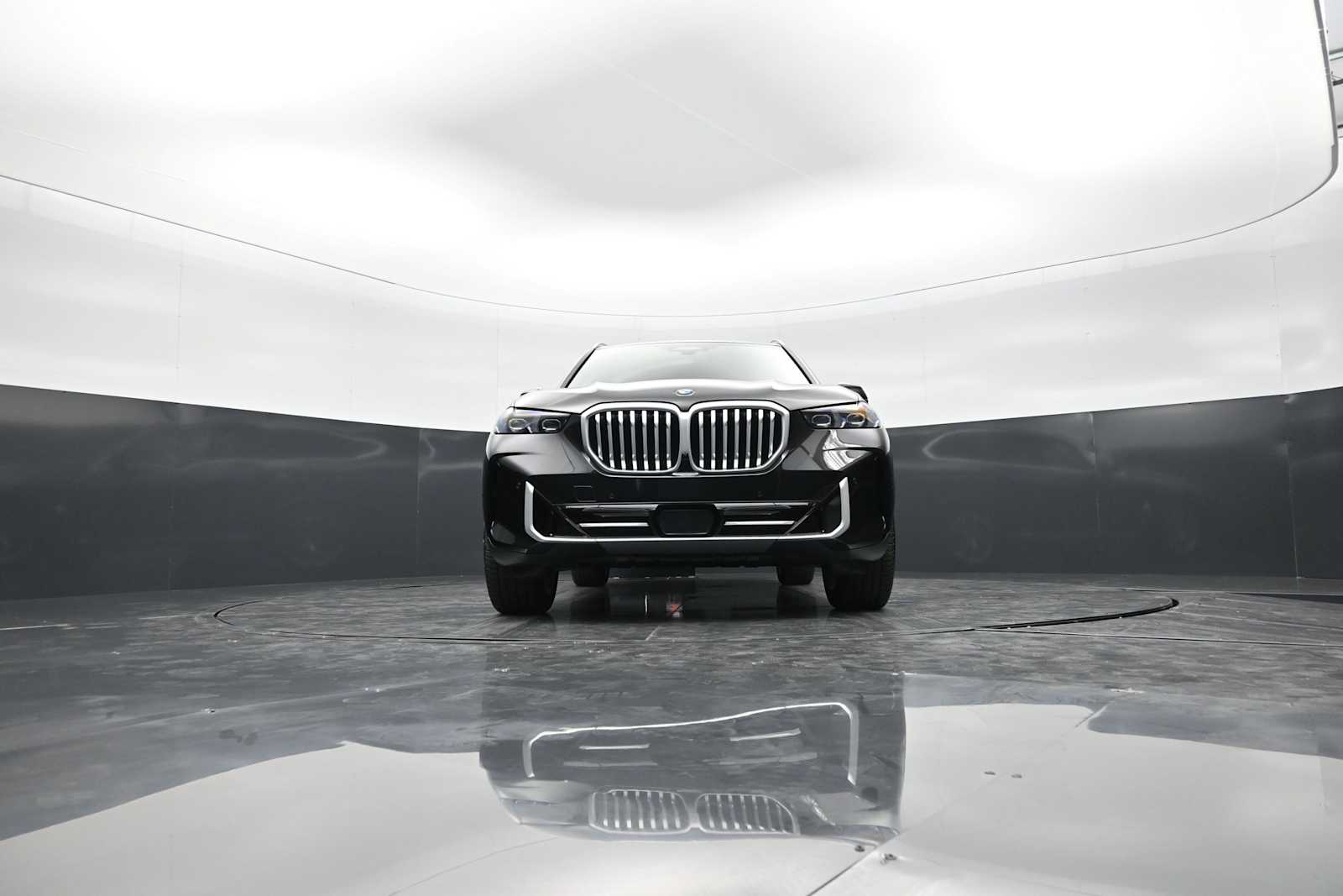 Thumbnail: 2026 BMW X5 - 23