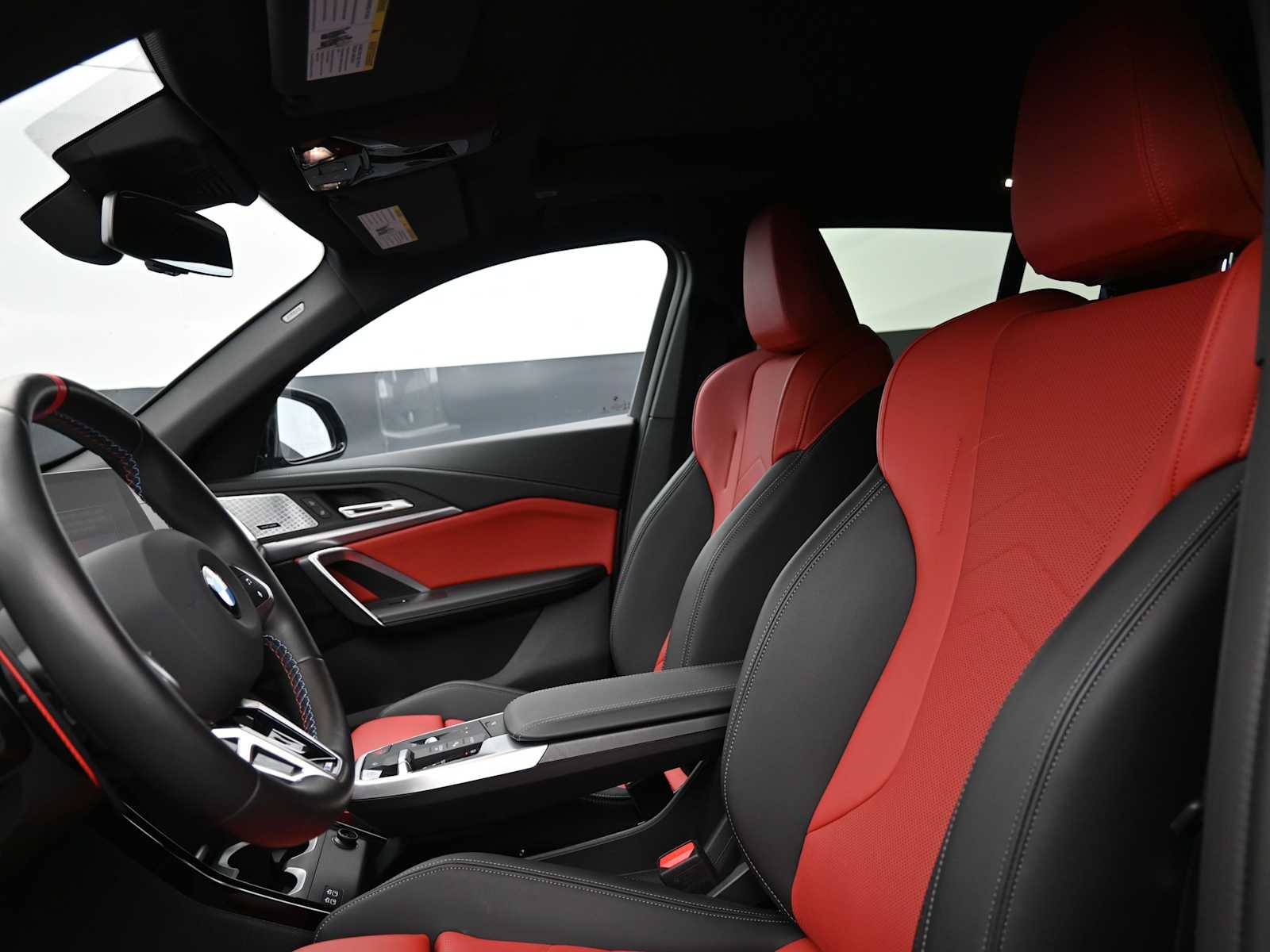 Thumbnail: 2025 BMW X2 - 11