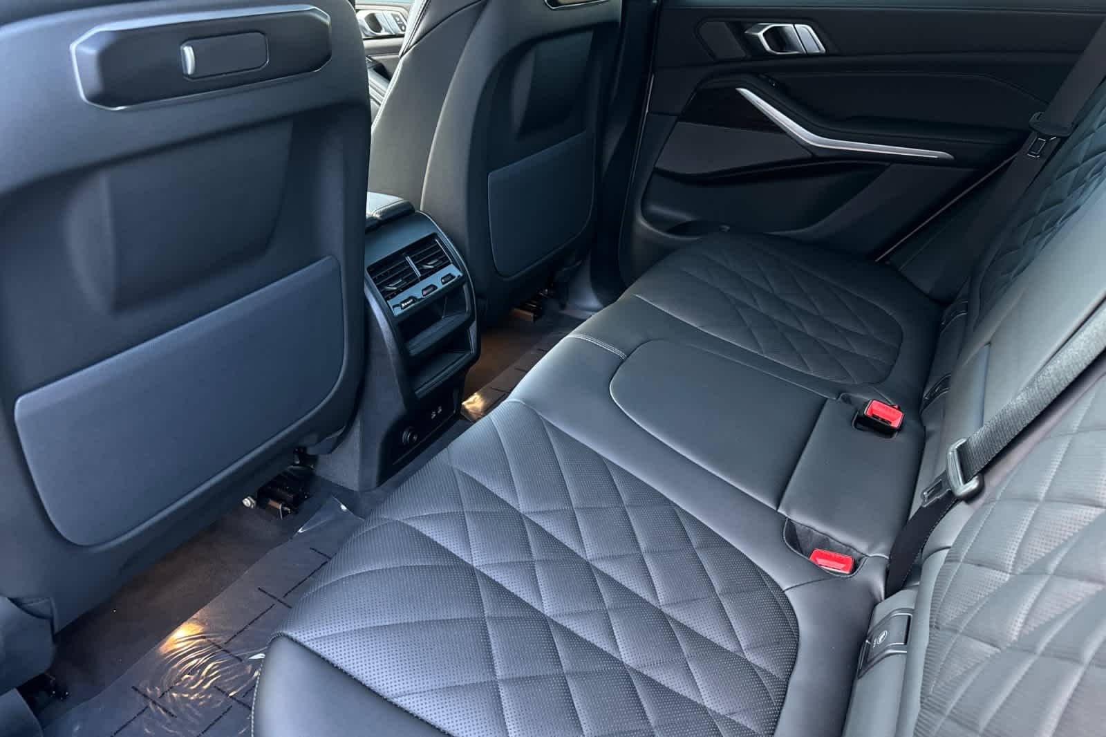 Thumbnail: 2026 BMW X5 - 4