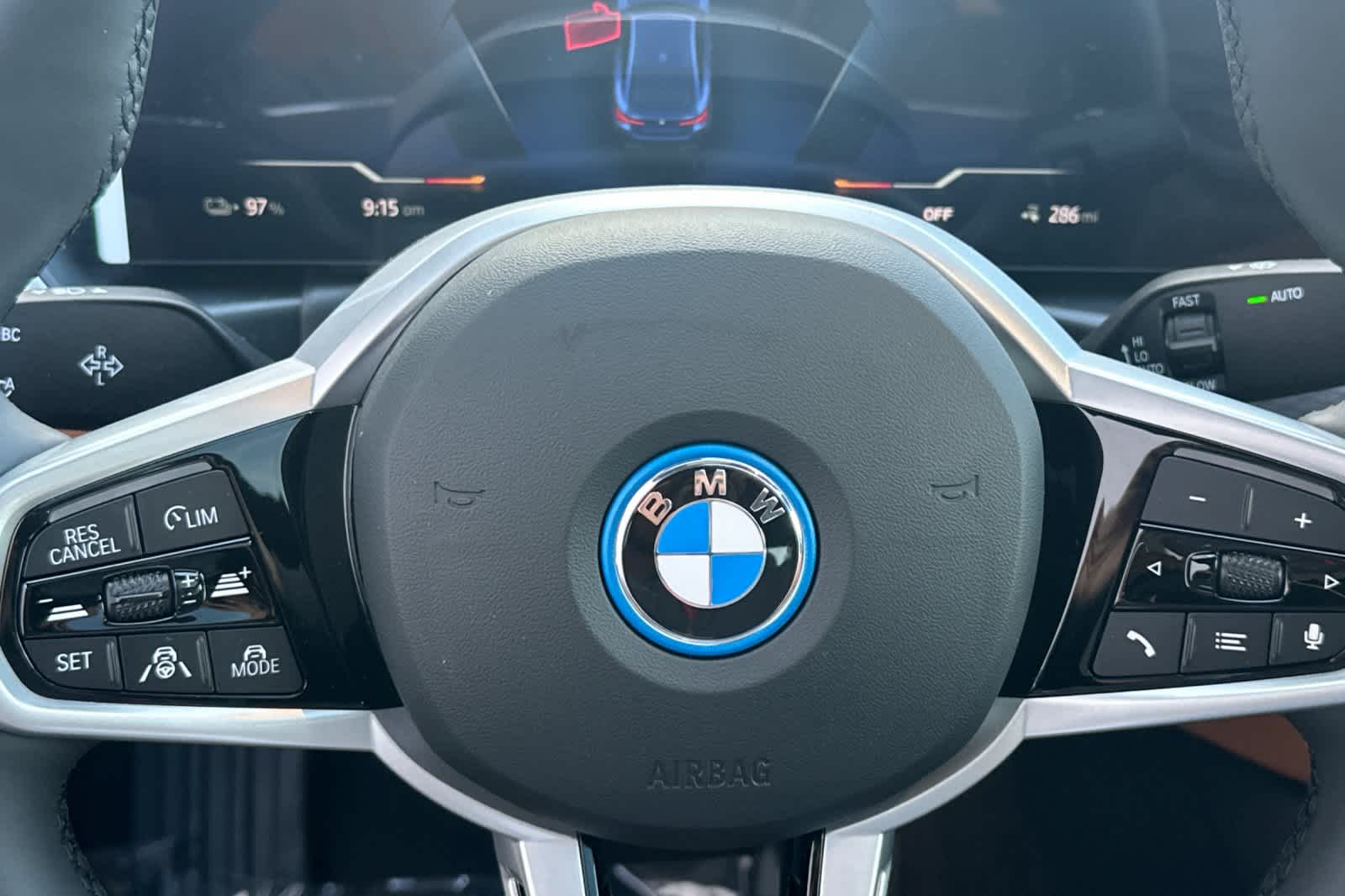 Thumbnail: 2025 BMW i4 - 26