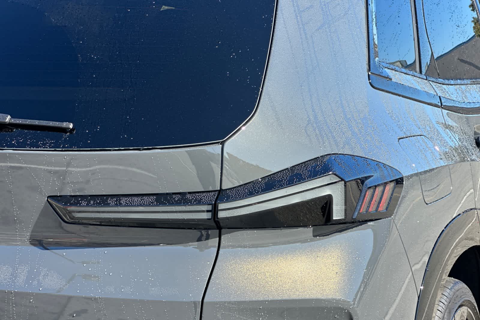 Thumbnail: 2026 BMW XM - 29